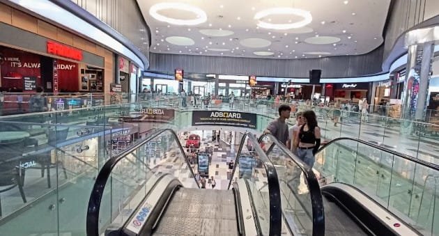 Kings avenue mall